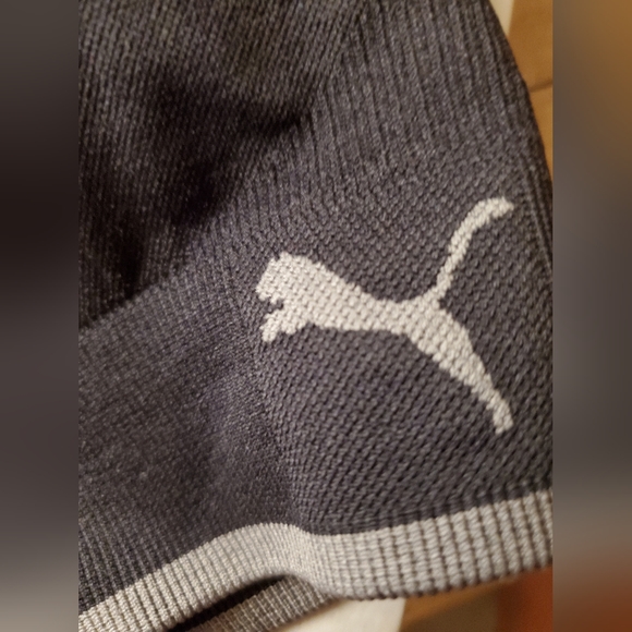 Puma Sports Bras Size Medium - Picture 5 of 6